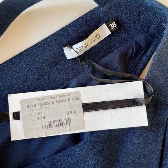 LAST CHANCE! NWT Deux Two Paris Drape Neck and Low Back Shift Dress in Navy 8 - Picture 7 of 12